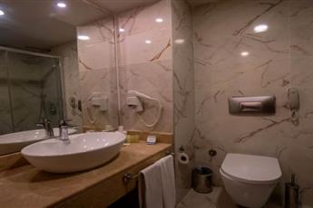 Lucida Beach Hotel