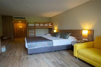 Lucida Beach Hotel