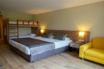 Lucida Beach Hotel
