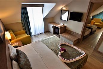 Lucida Beach Hotel