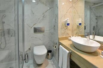 Lucida Beach Hotel
