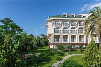 Lucida Beach Hotel