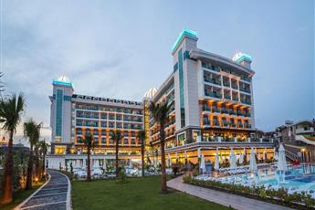 Luna Blanca Resort & Spa