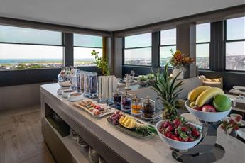 Lunet Old City Hotel 4*