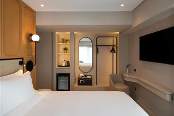 Lunet Old City Hotel 4*