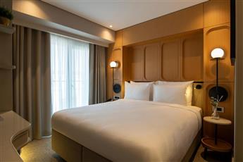 Lunet Old City Hotel 4*