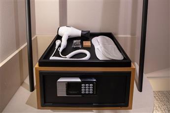 Lunet Old City Hotel 4*