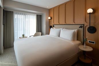 Lunet Old City Hotel