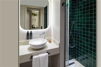Lunet Old City Hotel
