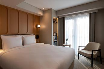 Lunet Old City Hotel