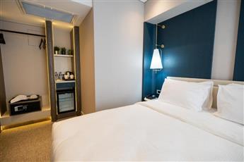 Lunet Old City Hotel