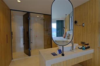 Lures Hotel - Adults Only 16+