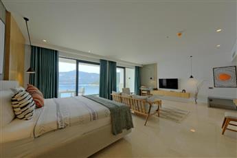Lures Hotel - Adults Only 16+