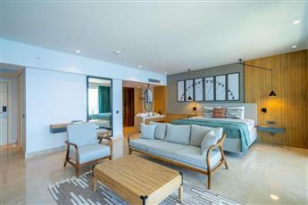 Lures Hotel - Adults Only 16+
