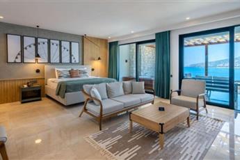Lures Hotel - Adults Only 16+