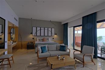 Lures Hotel - Adults Only 16+