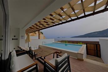 Lures Hotel - Adults Only 16+