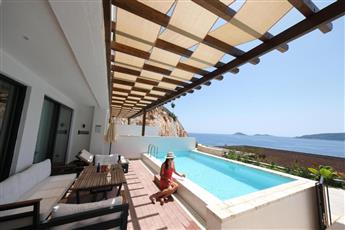 Lures Hotel - Adults Only 16+