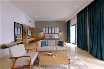 Lures Hotel - Adults Only 16+