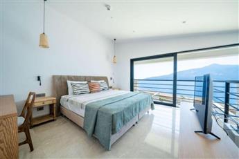 Lures Hotel - Adults Only 16+