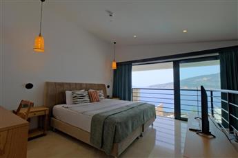 Lures Hotel - Adults Only 16+