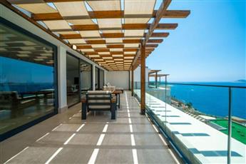 Lures Hotel - Adults Only 16+