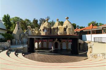 Lykia Botanika Beach & Fun Club