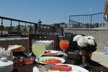 Magnificent Hotel 3*