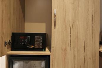 Mahya Hotel