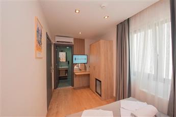 Mahya Hotel