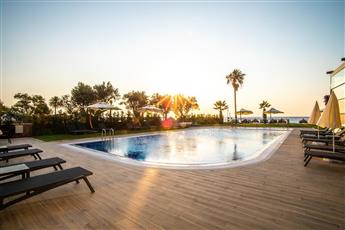 Maia Luxury Beach Hotel & Spa 4*