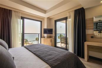 Maia Luxury Beach Hotel & Spa 4*