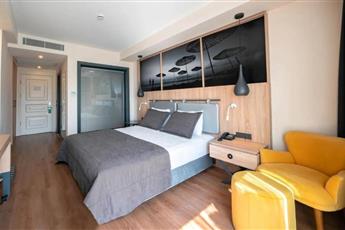 Maia Luxury Beach Hotel & Spa