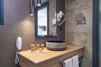 Maia Luxury Beach Hotel & Spa