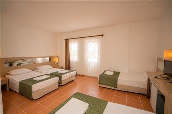 Malibu Garden Resort Hotel 3*