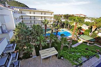 Malibu Garden Resort Hotel