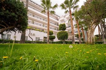 Malibu Garden Resort Hotel