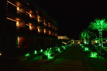 Manaspark Deluxe Hotel 4*