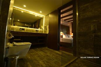 Manaspark Deluxe Hotel