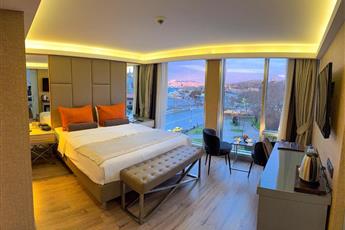 Manesol Old City Bosphorus 4*