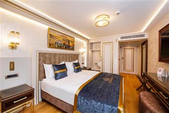Manors Hotel