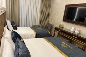 Manors Hotel