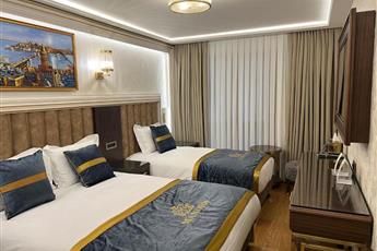 Manors Hotel