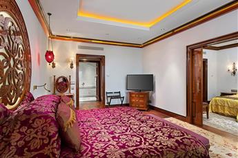 Mardan Palace