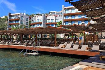 Mare Deluxe Residences & Villas 4*