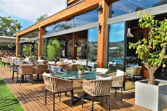 Mare Deluxe Residences & Villas 4*