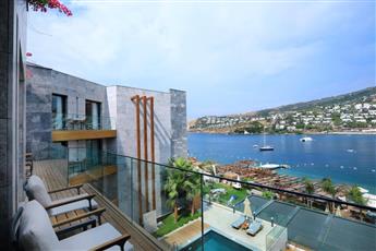 Mare Deluxe Residences & Villas 4*