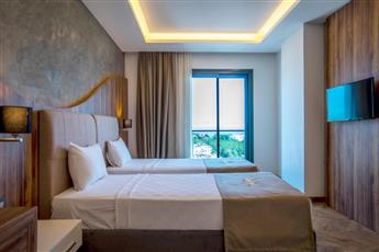 Maril Beach & SPA Hotel