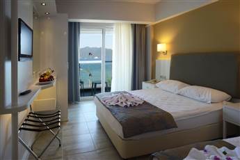 Maris Beach Hotel 3*