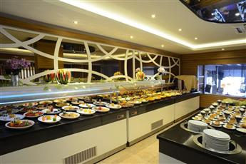 Maris Beach Hotel